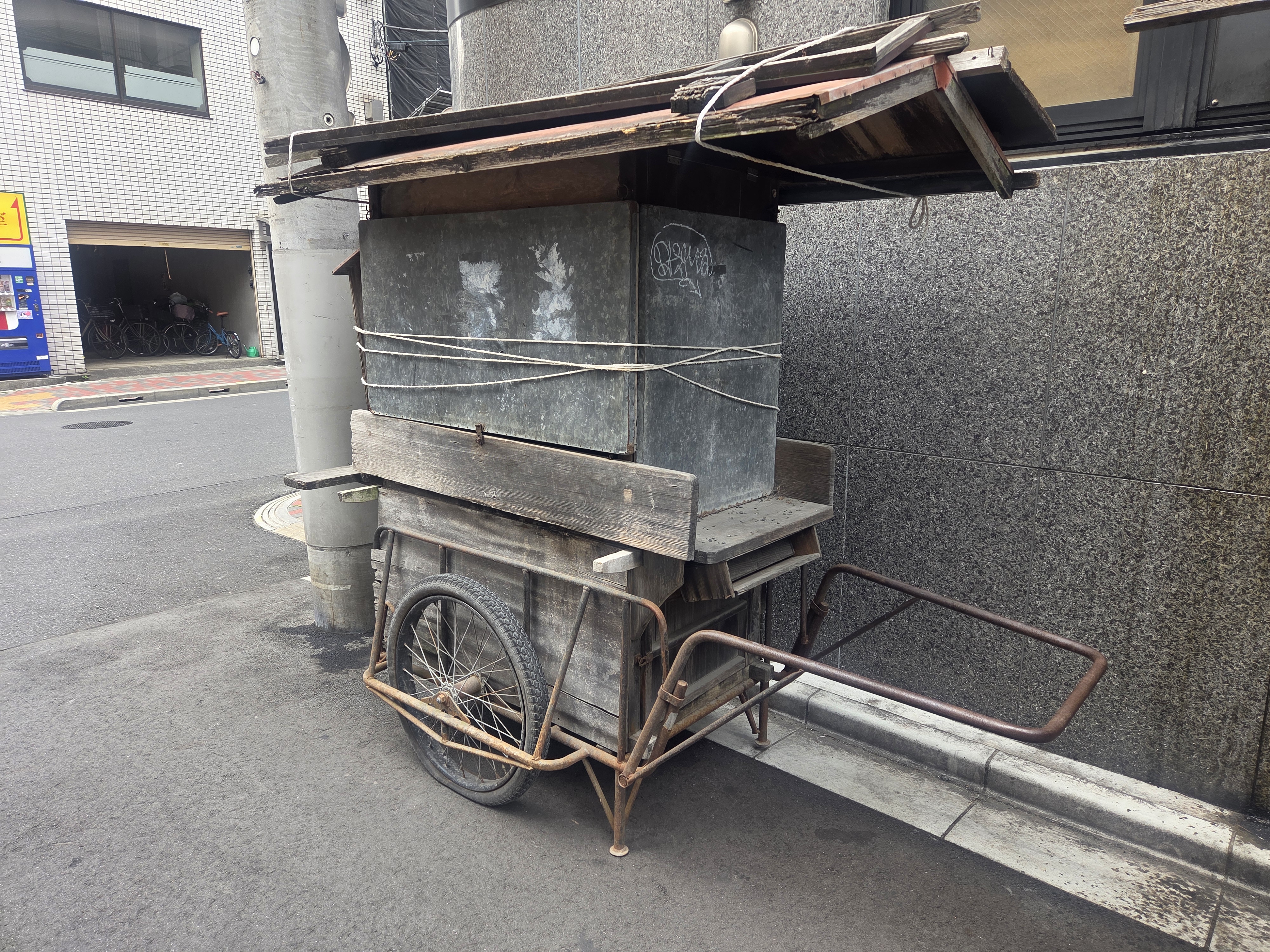 リヤカー屋台究九号